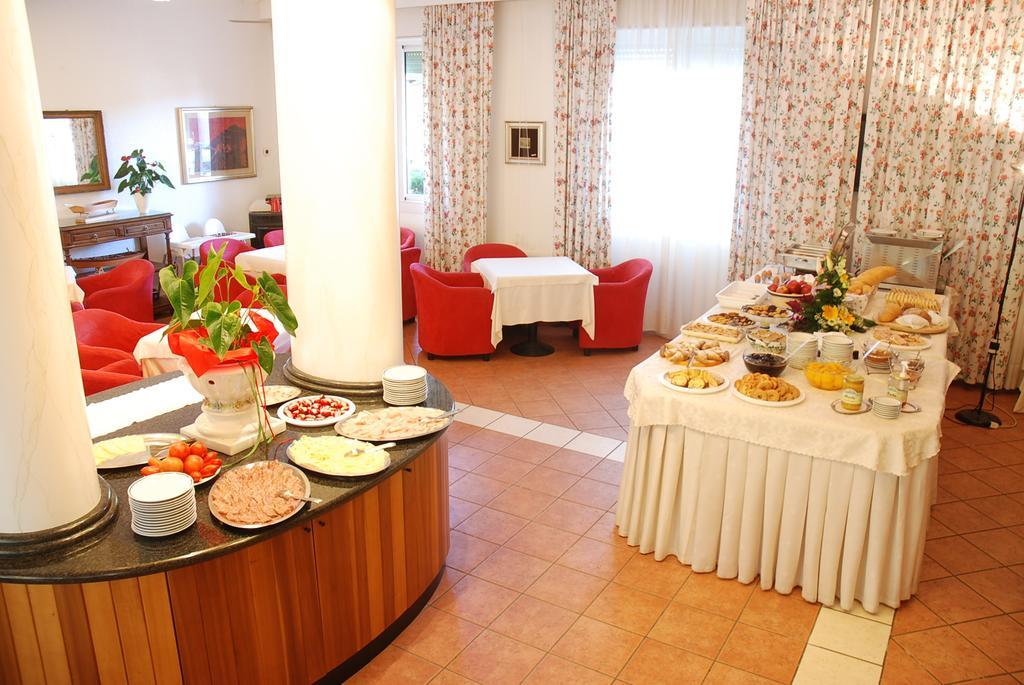 Hotel Valdor