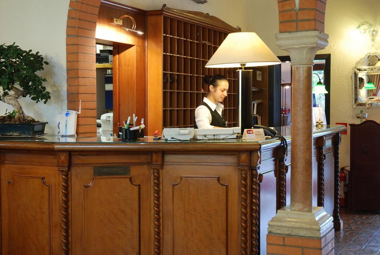 Valdor Hotel 3*